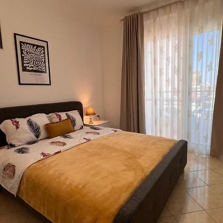 Danny Apartment Дуррес Экстерьер фото