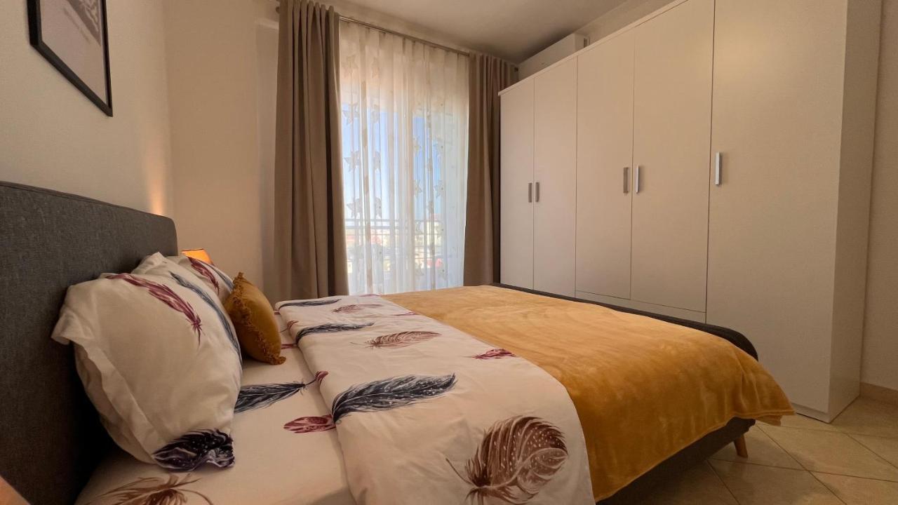 Danny Apartment Дуррес Экстерьер фото