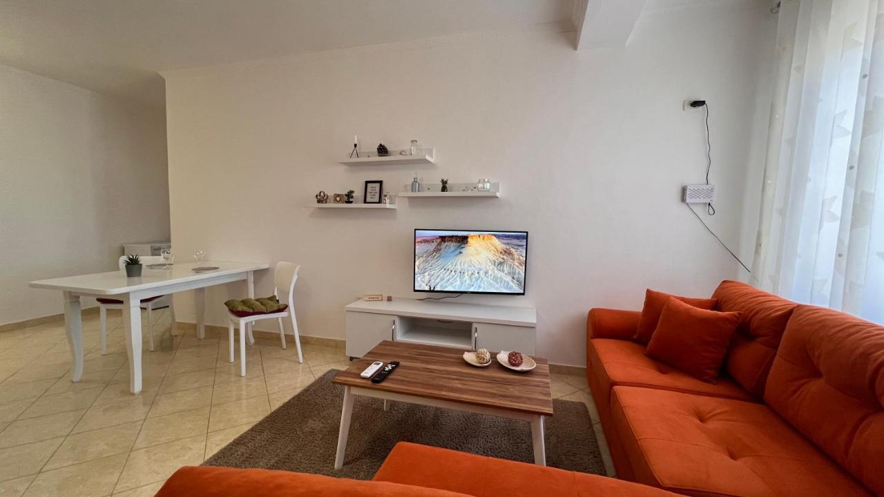 Danny Apartment Дуррес Экстерьер фото